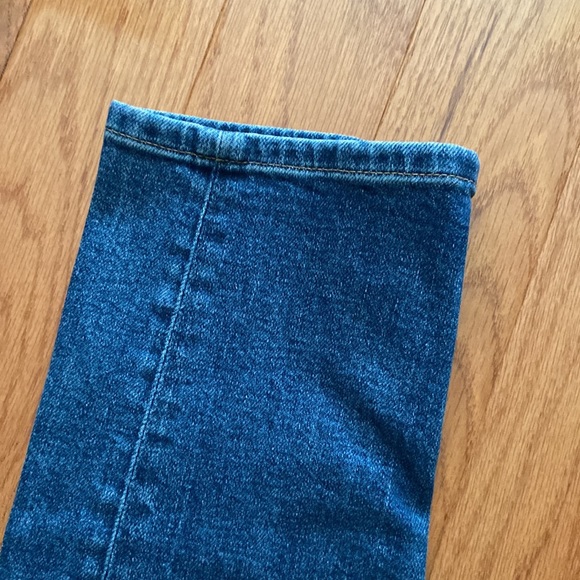 Banana Republic High Rise Straight Leg Jeans - Picture 8 of 8